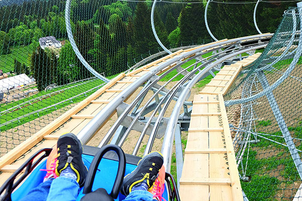 Zjeżdżalnia grawitacyjna Czarna Żmija