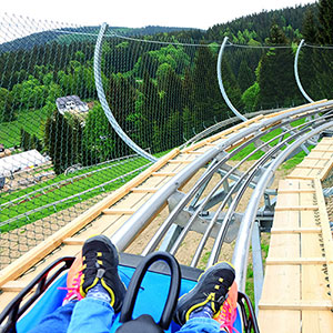 Zjeżdżalnia grawitacyjna Czarna Żmija