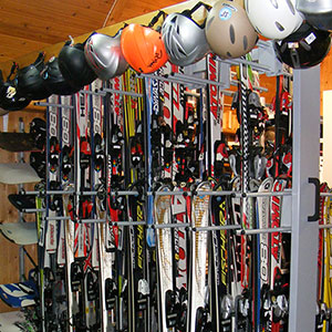 Wypożyczalnia Fun Ski Czarna Góra