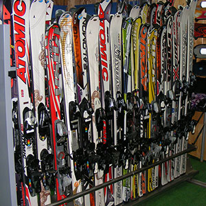 Wypożyczalnia Fun Ski Czarna Góra