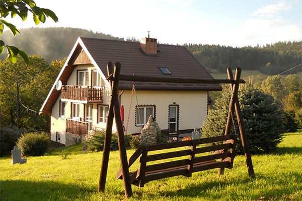 Domek na wzgórzu - Stary Gierałtów